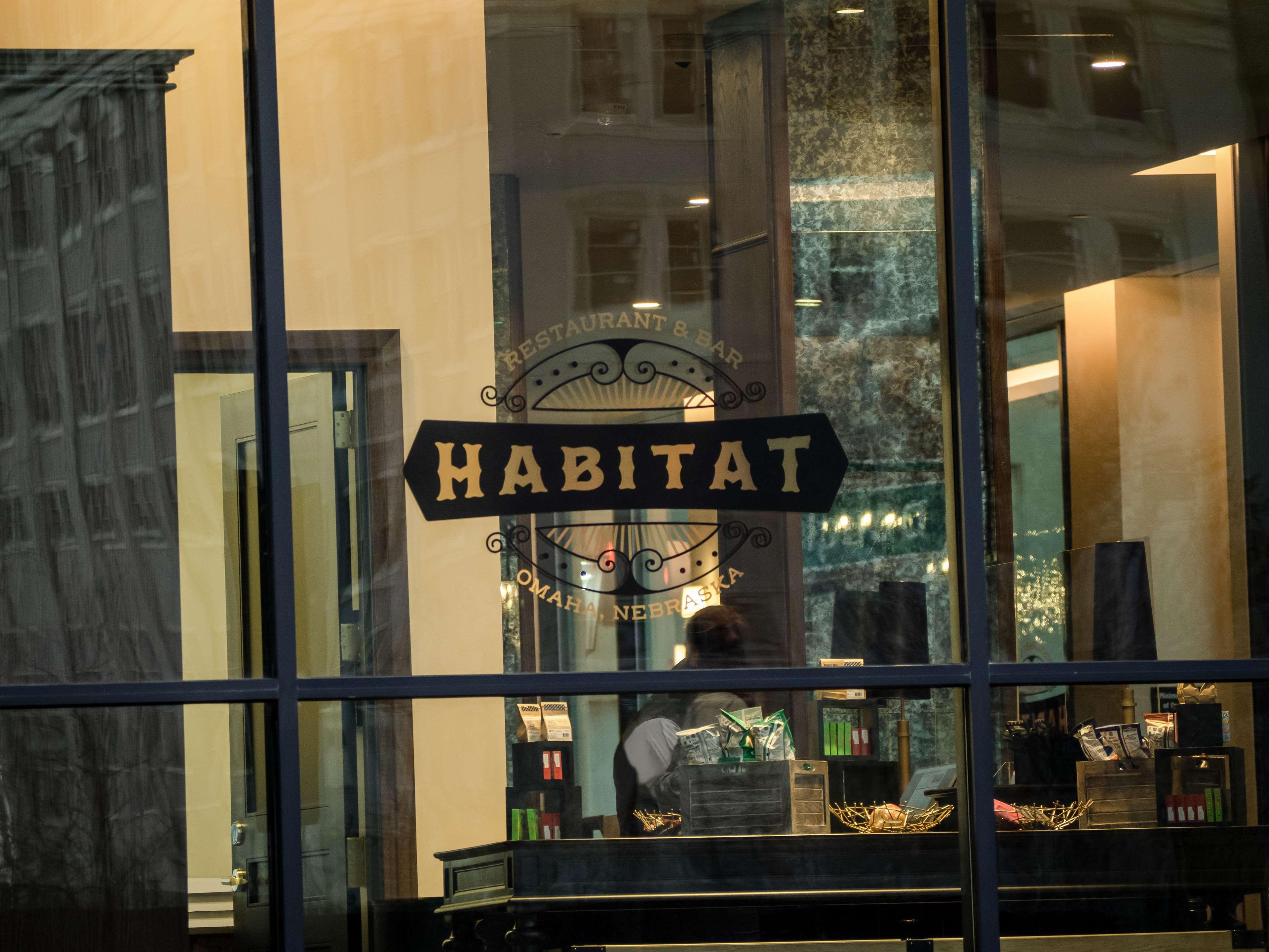 The Peregrine Omaha Downtown Curio Collection By Hilton Hotell Exteriör bild