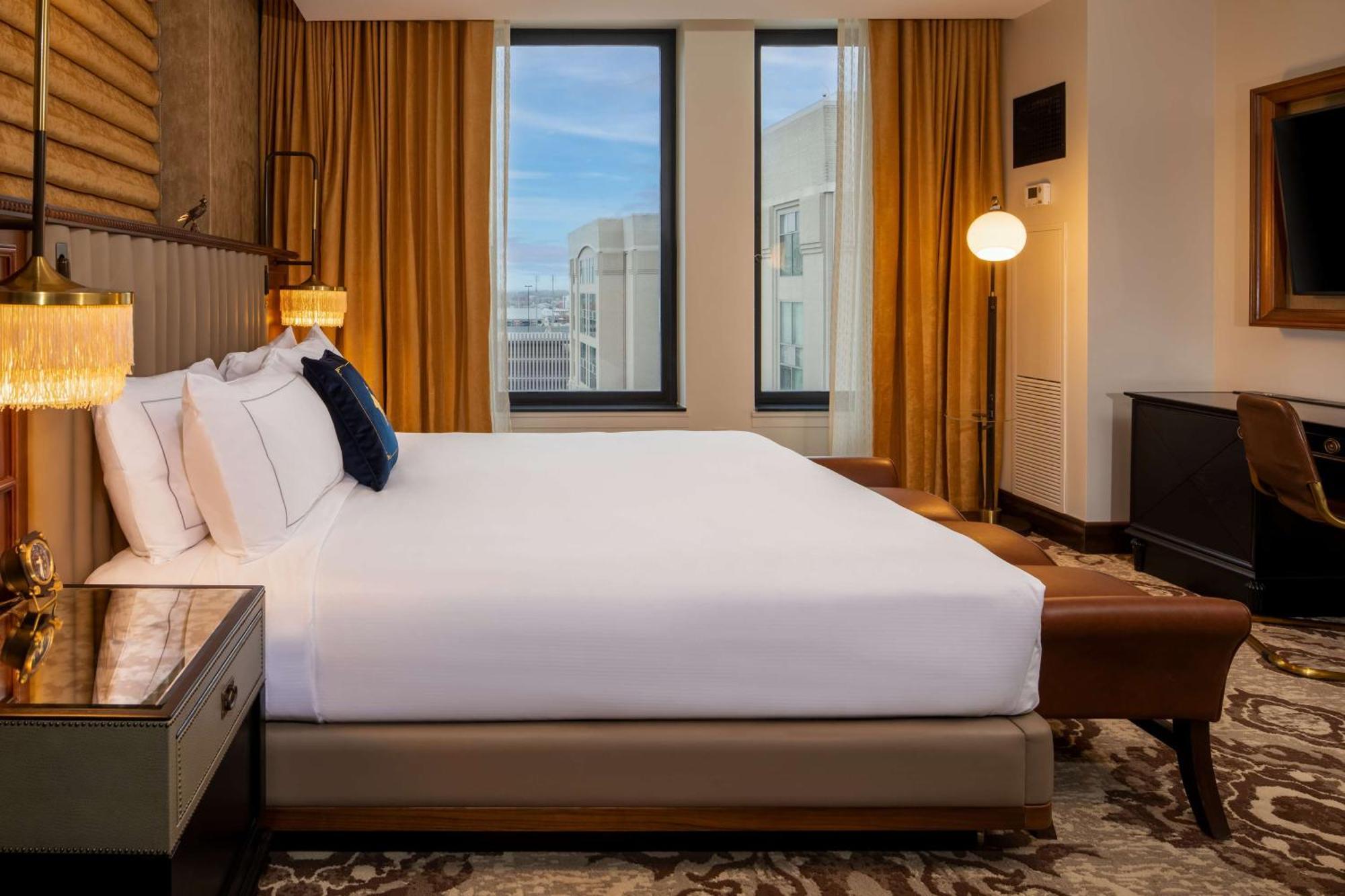 The Peregrine Omaha Downtown Curio Collection By Hilton Hotell Exteriör bild