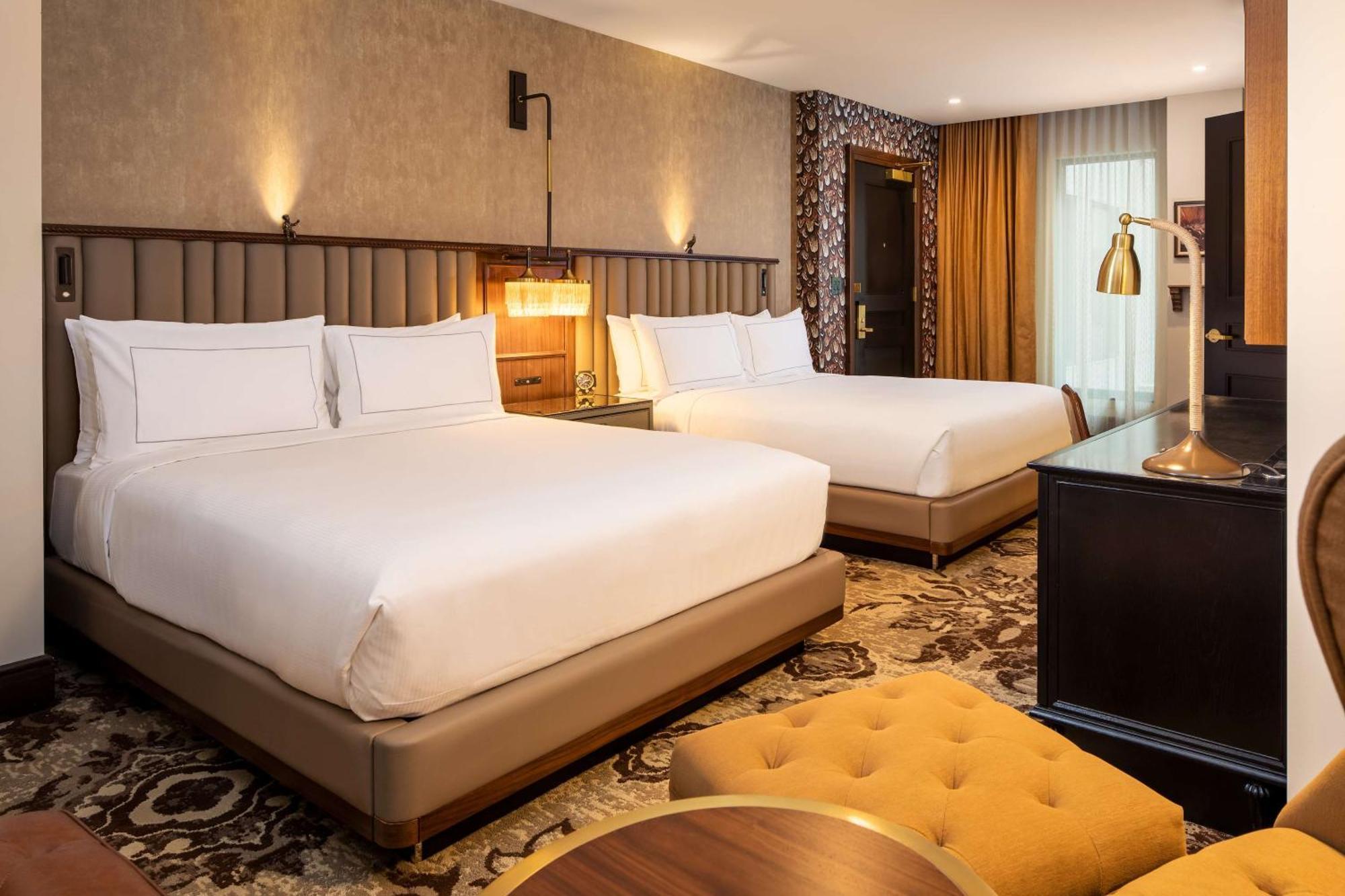 The Peregrine Omaha Downtown Curio Collection By Hilton Hotell Exteriör bild