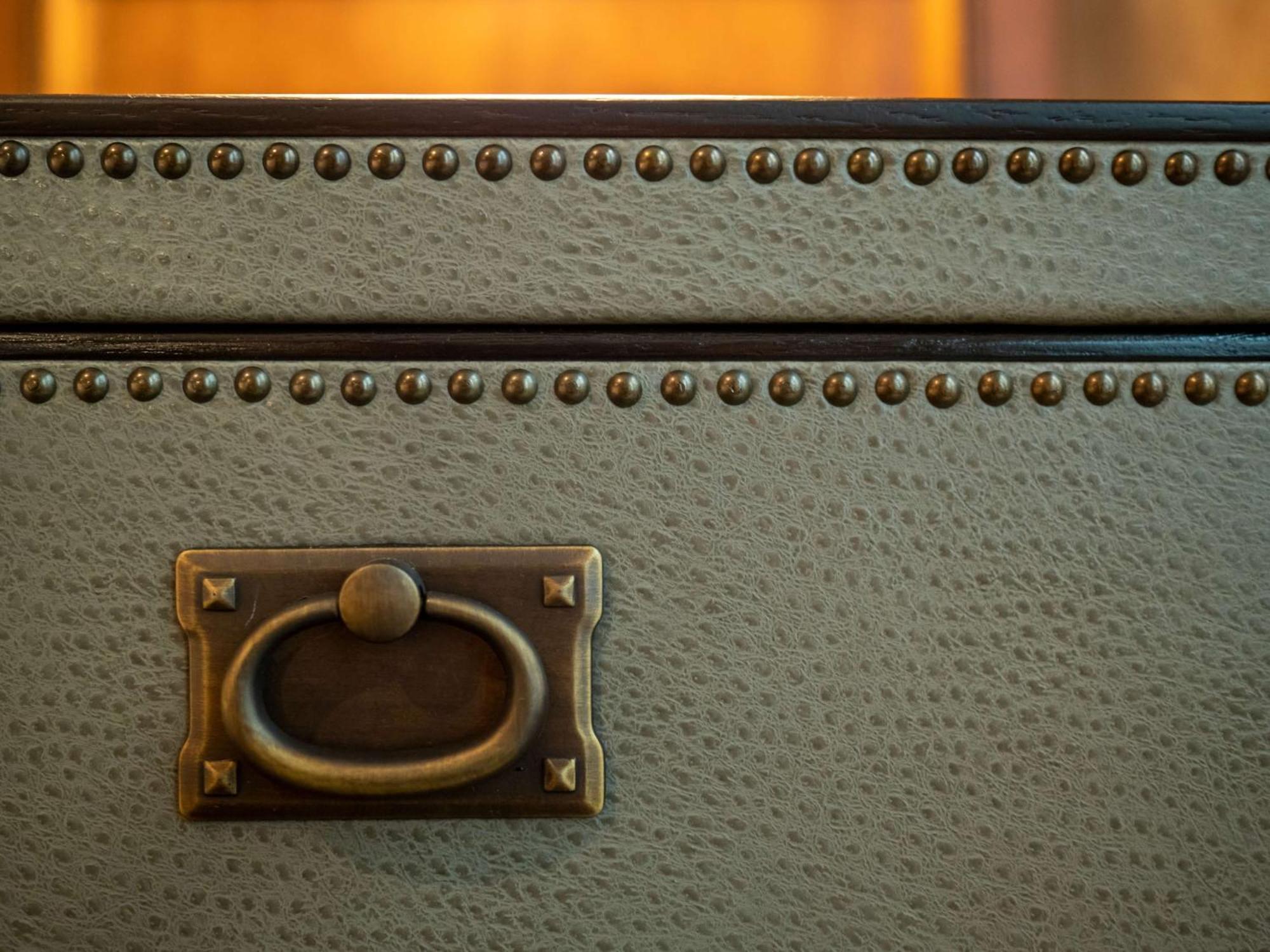 The Peregrine Omaha Downtown Curio Collection By Hilton Hotell Exteriör bild