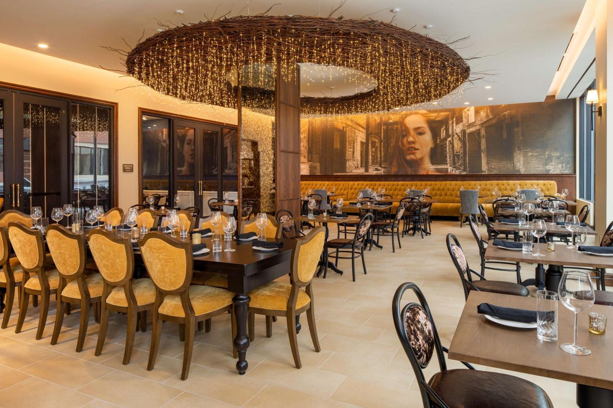 The Peregrine Omaha Downtown Curio Collection By Hilton Hotell Exteriör bild