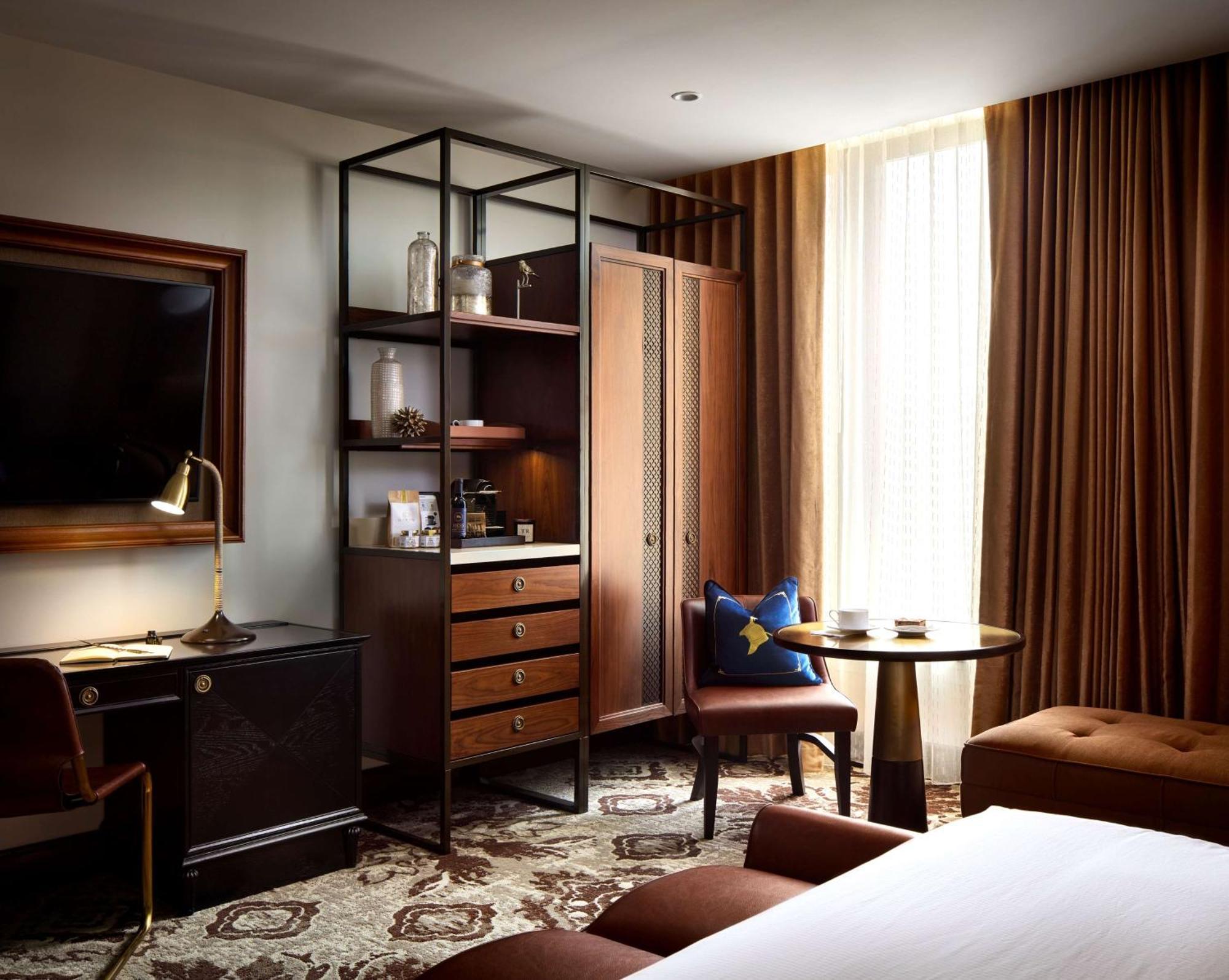 The Peregrine Omaha Downtown Curio Collection By Hilton Hotell Exteriör bild